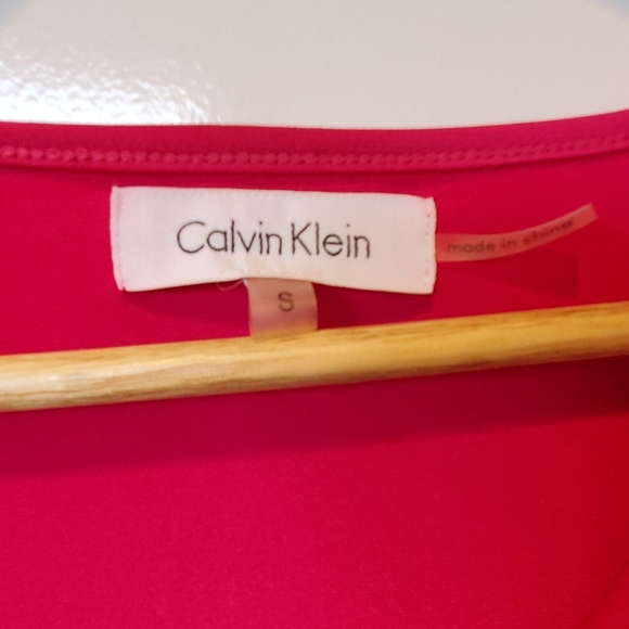 Calvin Klein top - Picture 3 of 8